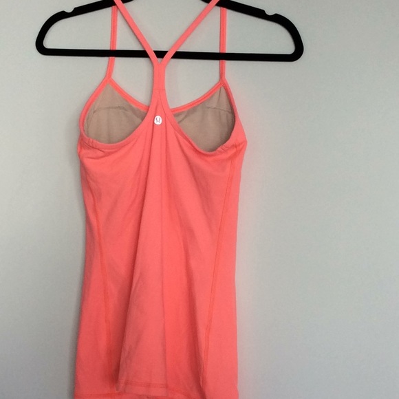 Lululemon Y tank top - Picture 5 of 8